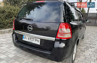 Мінівен Opel Zafira 2010 в Старокостянтинові