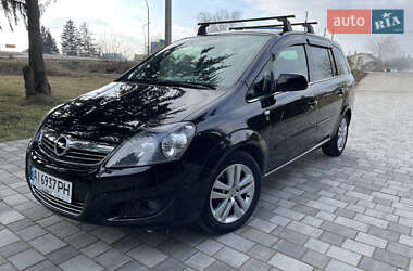 Минивэн Opel Zafira 2010 в Староконстантинове