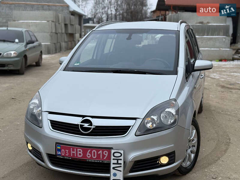 Мінівен Opel Zafira 2007 в Золочеві