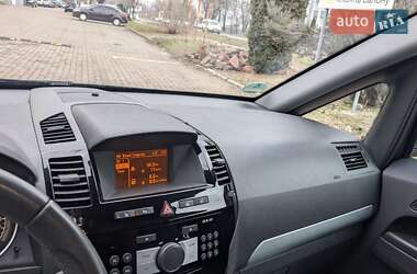 Мінівен Opel Zafira 2011 в Рівному