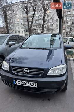 Минивэн Opel Zafira 2003 в Хмельницком