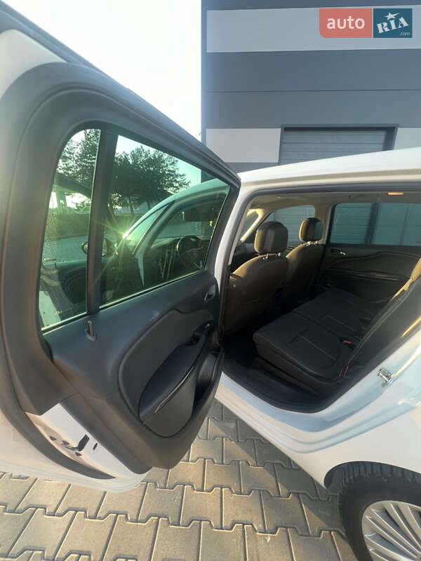 Мінівен Opel Zafira 2018 в Львові