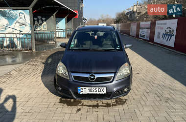 Минивэн Opel Zafira 2006 в Херсоне