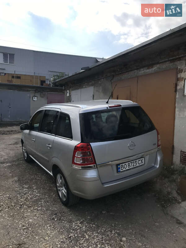 Минивэн Opel Zafira 2009 в Тернополе фото 2 Минивэн Opel Zafira 2009 в Тернополе