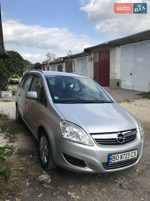 Минивэн Opel Zafira 2009 в Тернополе фото 3 Минивэн Opel Zafira 2009 в Тернополе