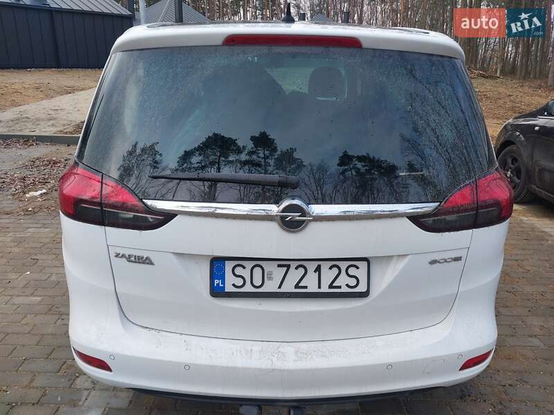 Минивэн Opel Zafira 2014 в Подбуже