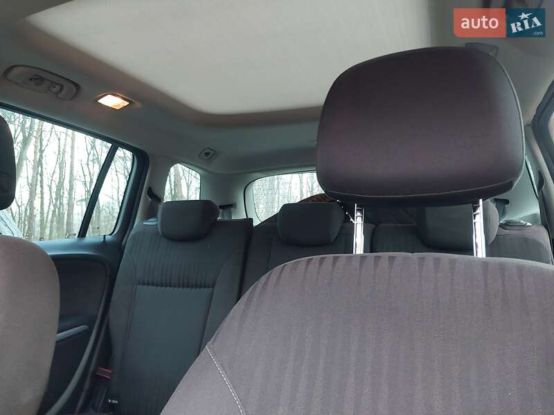 Минивэн Opel Zafira 2014 в Подбуже