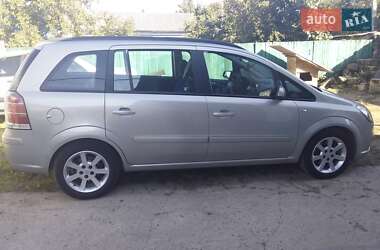 Мінівен Opel Zafira 2005 в Сокирянах