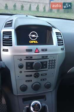 Минивэн Opel Zafira 2009 в Ковеле