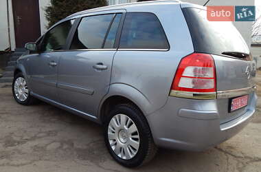 Минивэн Opel Zafira 2008 в 