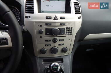 Минивэн Opel Zafira 2008 в 