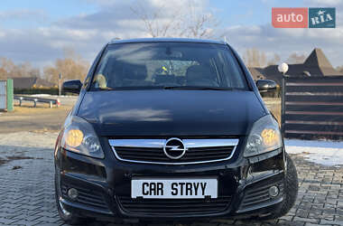 Минивэн Opel Zafira 2007 в Стрые