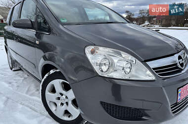 Минивэн Opel Zafira 2009 в Черкассах