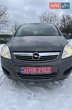 Минивэн Opel Zafira 2009 в Черкассах