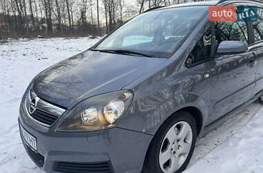 Мінівен Opel Zafira 2006 в Рівному