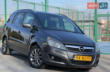 Минивэн Opel Zafira 2011 в Львове