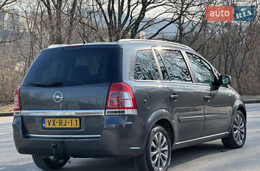 Минивэн Opel Zafira 2011 в Львове