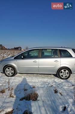 Минивэн Opel Zafira 2007 в Сумах