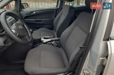 Мінівен Opel Zafira 2009 в 