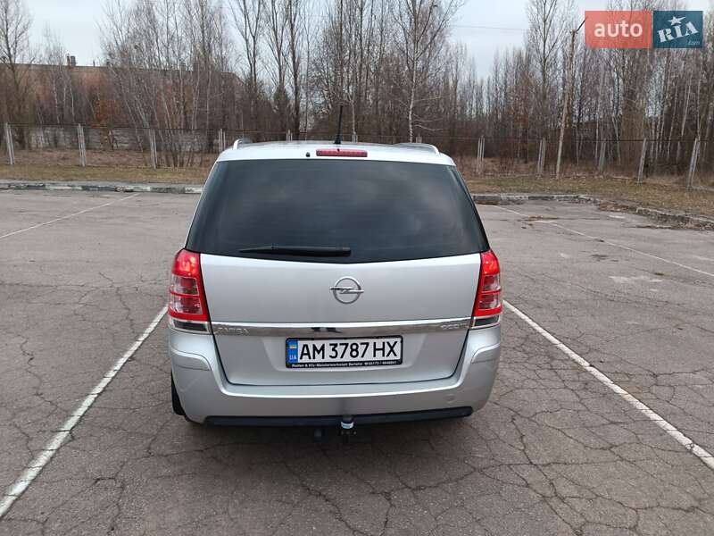 Мінівен Opel Zafira 2013 в Бердичеві