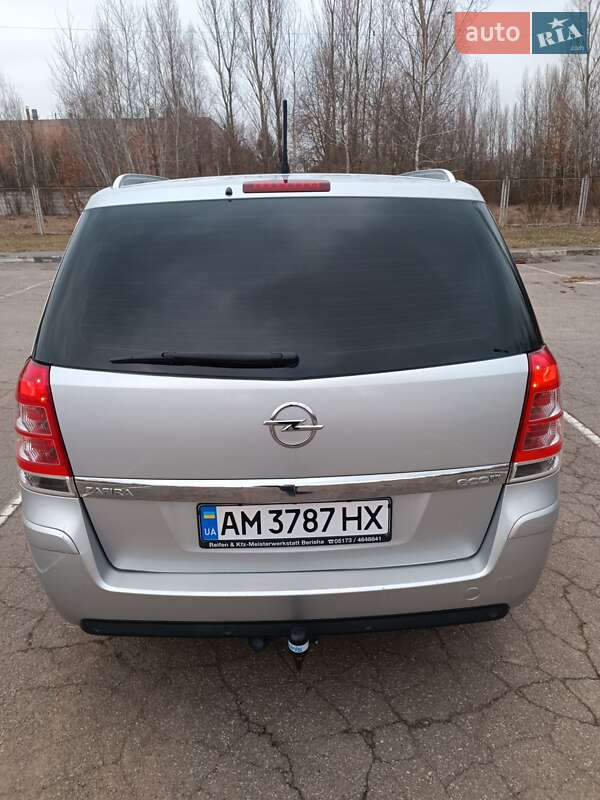Мінівен Opel Zafira 2013 в Бердичеві