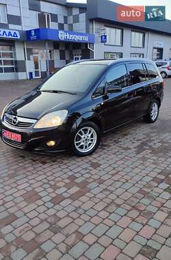 Мінівен Opel Zafira 2009 в Сарнах