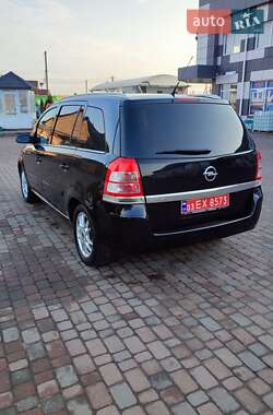 Мінівен Opel Zafira 2009 в Сарнах