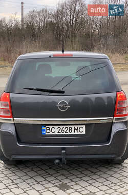 Минивэн Opel Zafira 2011 в 