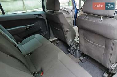 Мінівен Opel Zafira 2011 в Києві