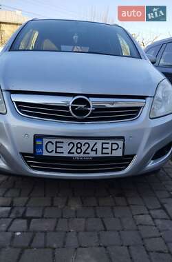 Минивэн Opel Zafira 2008 в Черновцах