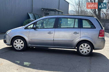 Минивэн Opel Zafira 2006 в Киеве