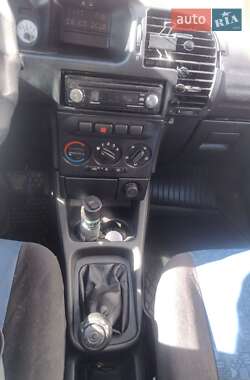 Минивэн Opel Zafira 2000 в 