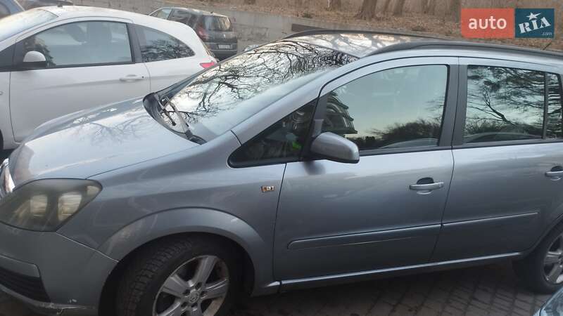 Мінівен Opel Zafira 2007 в Дублянах