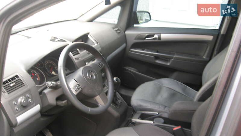 Мінівен Opel Zafira 2006 в Вашківцях