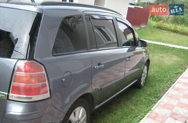 Минивэн Opel Zafira 2006 в 