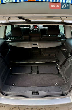 Минивэн Opel Zafira 2011 в 