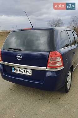 Минивэн Opel Zafira 2010 в Белгороде-Днестровском