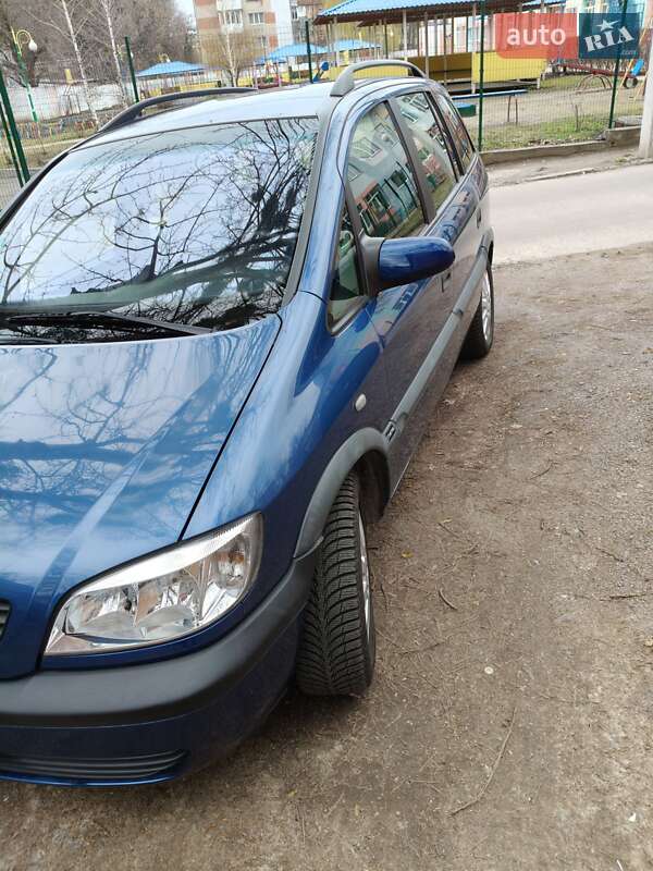 Opel Zafira 2002