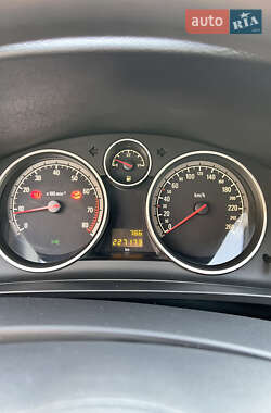 Минивэн Opel Zafira 2006 в 