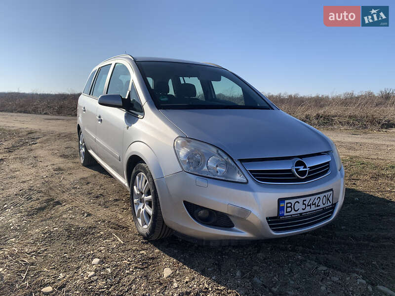 Opel Zafira 2008
