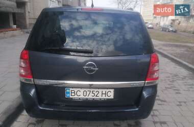 Минивэн Opel Zafira 2011 в 