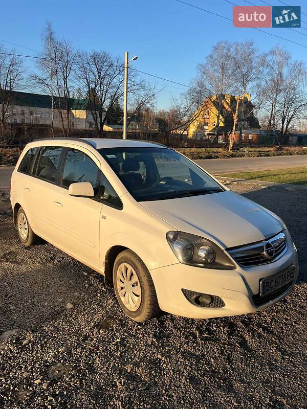 Opel Zafira 2013
