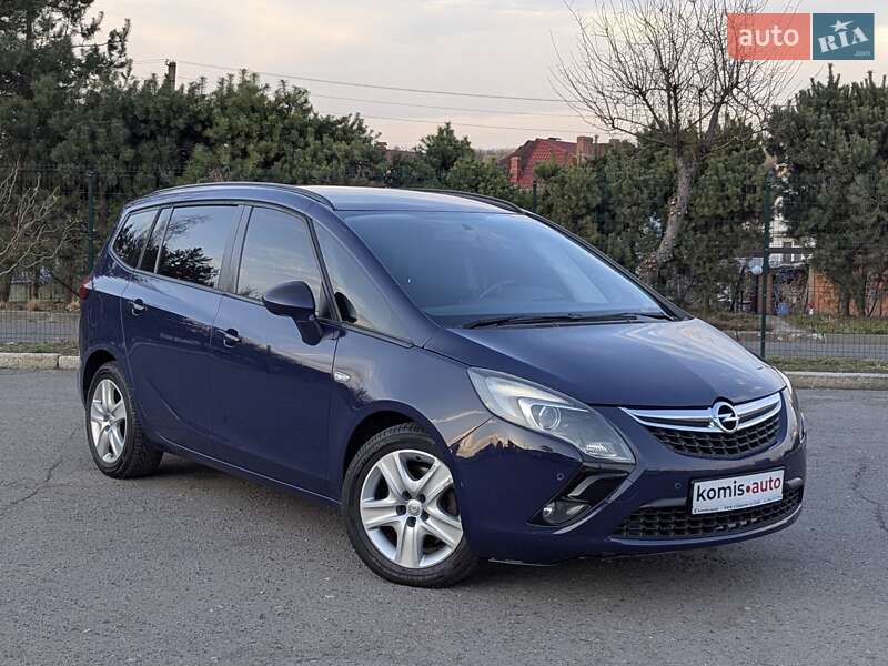 Мікровен Opel Zafira 2015 в Хмельницькому