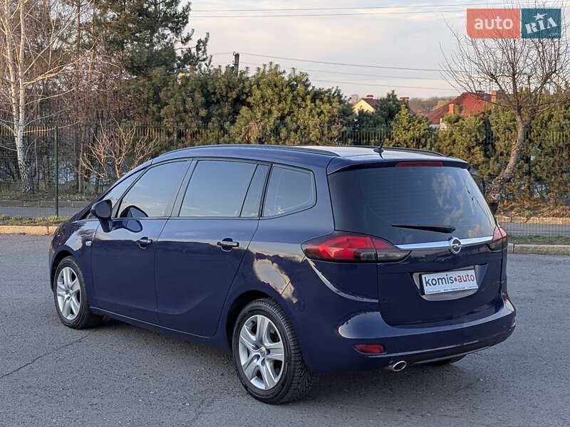 Мікровен Opel Zafira 2015 в Хмельницькому