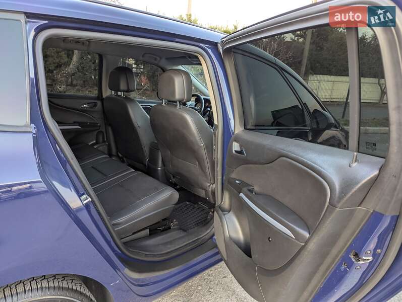 Мікровен Opel Zafira 2015 в Хмельницькому