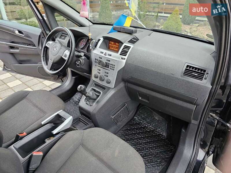 Минивэн Opel Zafira 2009 в Стрые