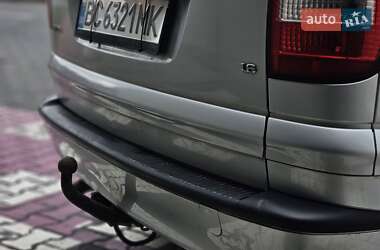 Минивэн Opel Zafira 2004 в 
