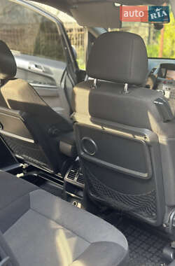Минивэн Opel Zafira 2007 в 