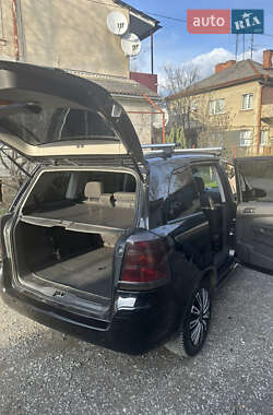 Минивэн Opel Zafira 2007 в 