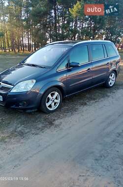 Минивэн Opel Zafira 2008 в 